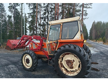 Трактор Fiat 780DT etukuormaajalla: снимка 2