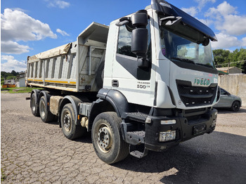 Самосвал камион IVECO TRAKKER 500 8x4 EURO6 Bordmatik: снимка 3