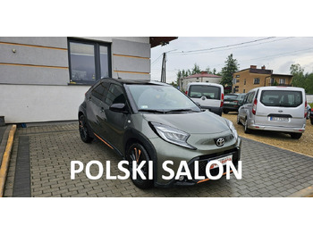 Хечбек TOYOTA