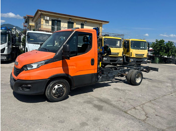 Камион с кран IVECO DAILY 35-140: снимка 4
