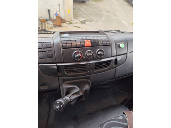 Камион с кран IVECO EUROCARGO 160E28: снимка 4