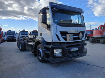 Мултилифт с кука камион IVECO Stralis