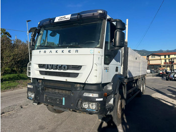 Бордови камион IVECO Trakker