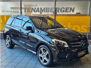 Джип MERCEDES-BENZ