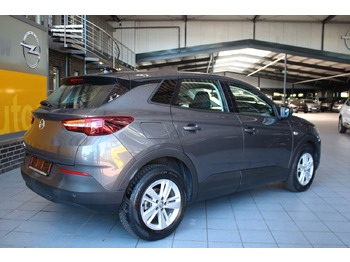 Джип Opel Grandland Edition 1.2 Automatik Navi PDC v+h LED: снимка 5