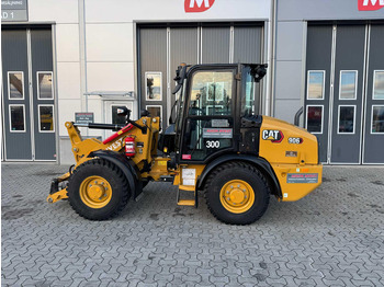 Колесен товарач CATERPILLAR 906