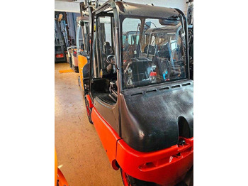 Електрокар Linde E25: снимка 4
