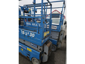 Ножична работна платформа GENIE GS 1530: снимка 2