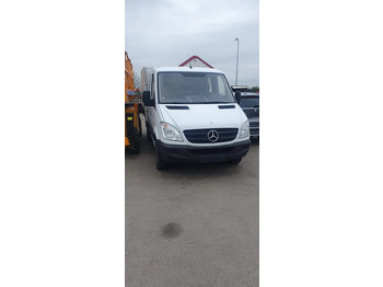 Брезентов бус MERCEDES-BENZ Sprinter 213
