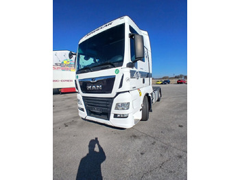 Влекач MAN TGX