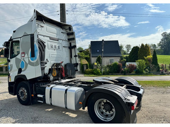 Влекач Renault T460: снимка 3 Влекач Renault T460: снимка 3