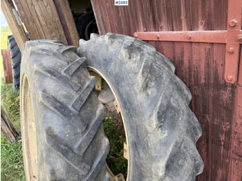 Комплект колела за Селскостопанска техника Tractor tires with rings Goodyear 13.6-38: снимка 2