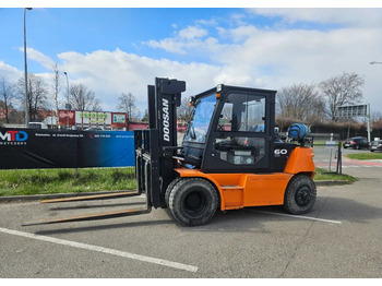 Мотокар DOOSAN