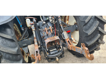 Трактор New Holland 8260, Rangecommand: снимка 4