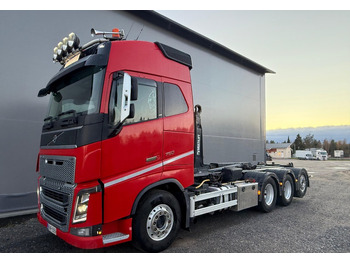 Мултилифт с кука камион VOLVO