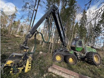 Харвестер JOHN DEERE