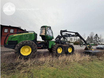 Харвестер JOHN DEERE