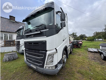 Влекач VOLVO FH 500