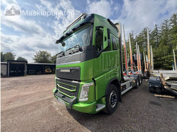 Камион за дърва VOLVO FH16 550