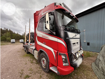 Камион за дърва VOLVO FH16 750