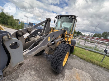 Колесен товарач Volvo L 50 B: снимка 2