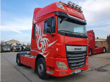 Влекач DAF XF 530
