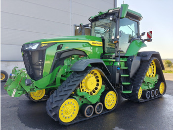 Трактор JOHN DEERE