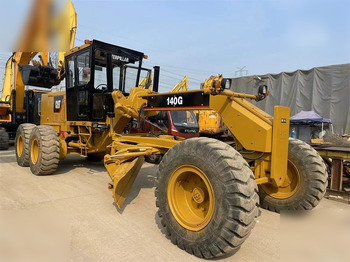 Грейдер CATERPILLAR 140G