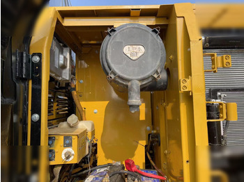 Верижен багер CATERPILLAR 320D: снимка 5