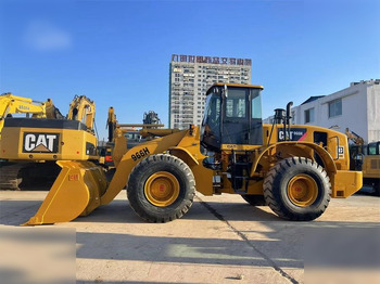 Колесен товарач CATERPILLAR 966H
