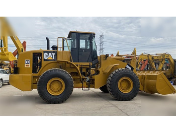 Колесен товарач CATERPILLAR 966