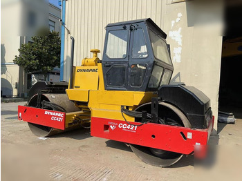 Пътен валяк DYNAPAC CC421: снимка 2