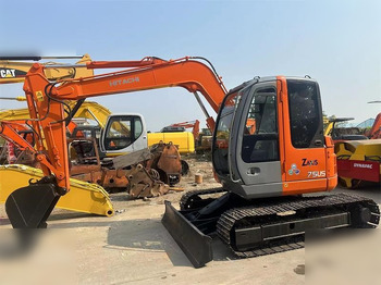Верижен багер HITACHI ZX75