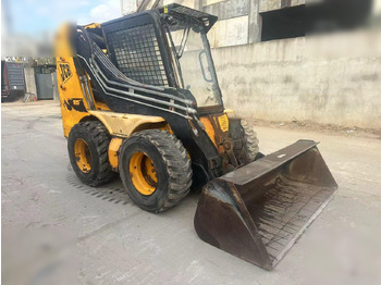 Мини челен товарач JCB ROBOT 185