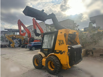 Мини челен товарач JCB 185: снимка 4