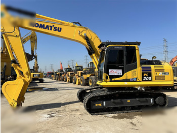 Верижен багер KOMATSU PC200-8