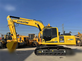 Верижен багер KOMATSU PC200-8