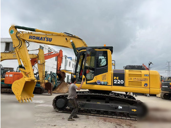 Верижен багер KOMATSU PC220-8