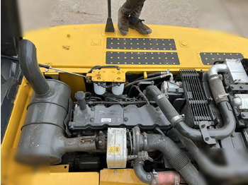 Верижен багер KOMATSU PC220-8: снимка 5
