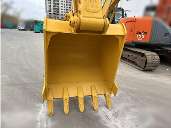 Верижен багер KOMATSU PC220-8: снимка 3