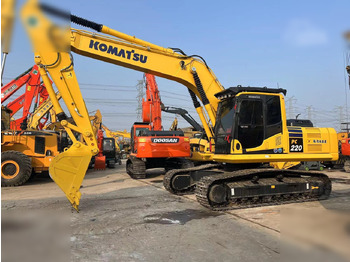 Верижен багер KOMATSU PC220-8