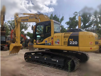 Верижен багер KOMATSU PC220-8