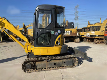 Мини багер KOMATSU PC35MR-2