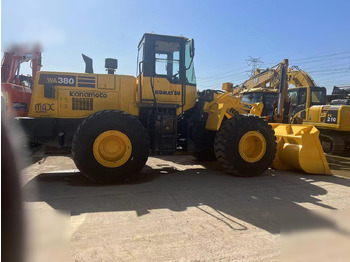 Колесен товарач KOMATSU WA320