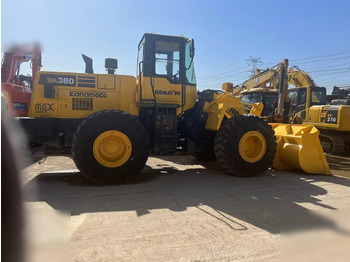 Колесен товарач KOMATSU WA380-3