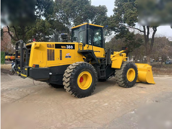 Колесен товарач KOMATSU WA380-6