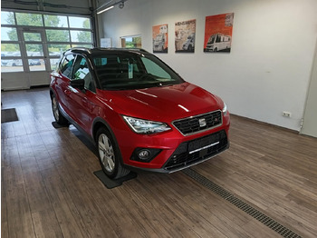 Джип Seat Arona 1,5TSI FR*AHK*NAVI*ACC*LED*BEATS*R-KAM*DAB: снимка 3