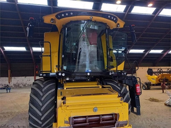 Зърнокомбайн New Holland CR9.80: снимка 3