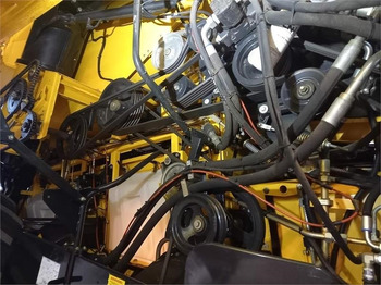 Зърнокомбайн New Holland CR9.80: снимка 5