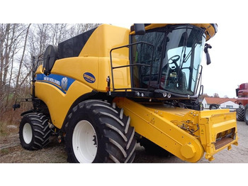 Зърнокомбайн New Holland CX8.80 SLH med 25 fods Varifeed: снимка 2 Зърнокомбайн New Holland CX8.80 SLH med 25 fods Varifeed: снимка 2